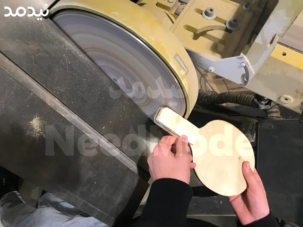 سنباده کاری چوب راکت