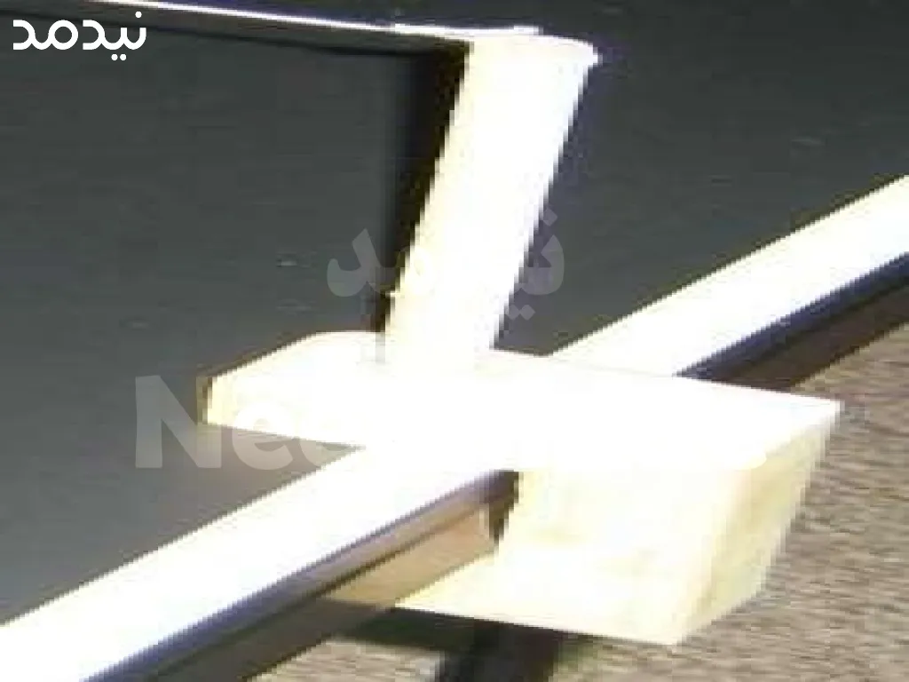 نصب پایه تور پینگ پنگ با زائده استوانه ای