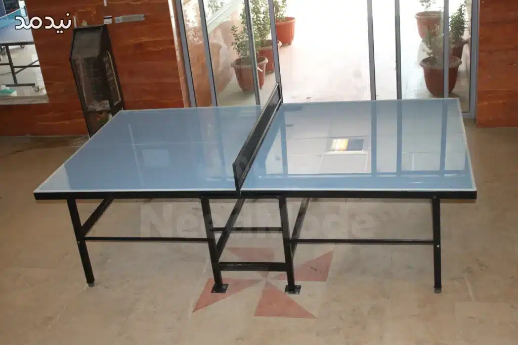 میز تنیس شیشه ای پارک